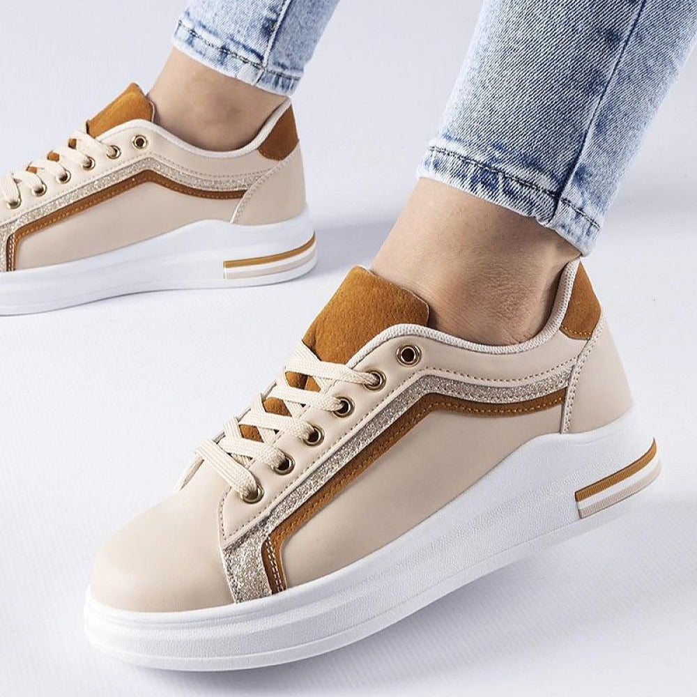 Beige Sneaker mit Mayfield-Plattform