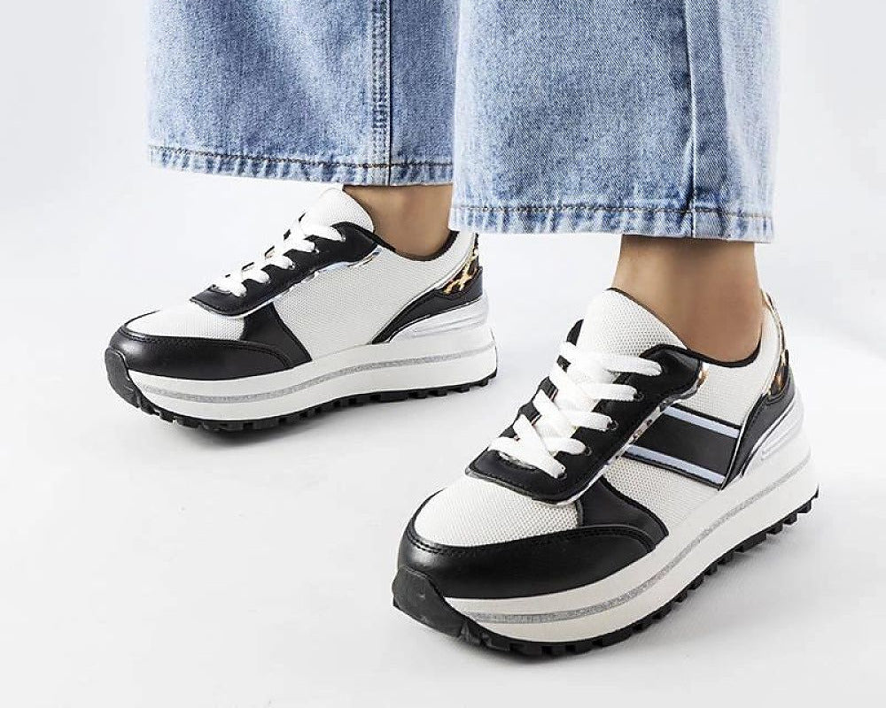  Sneakers model 207884 Solea 