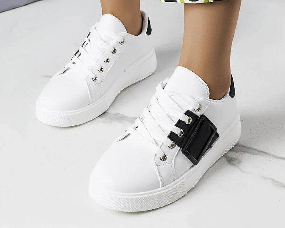 Sneakers  mit schwarzen Clip Erin