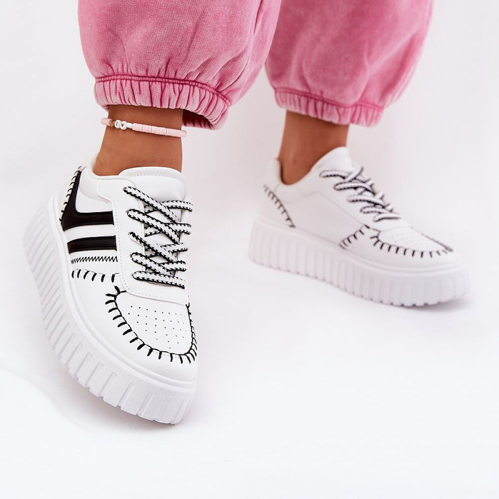 Stylische Damensneakers aus Kunstleder
