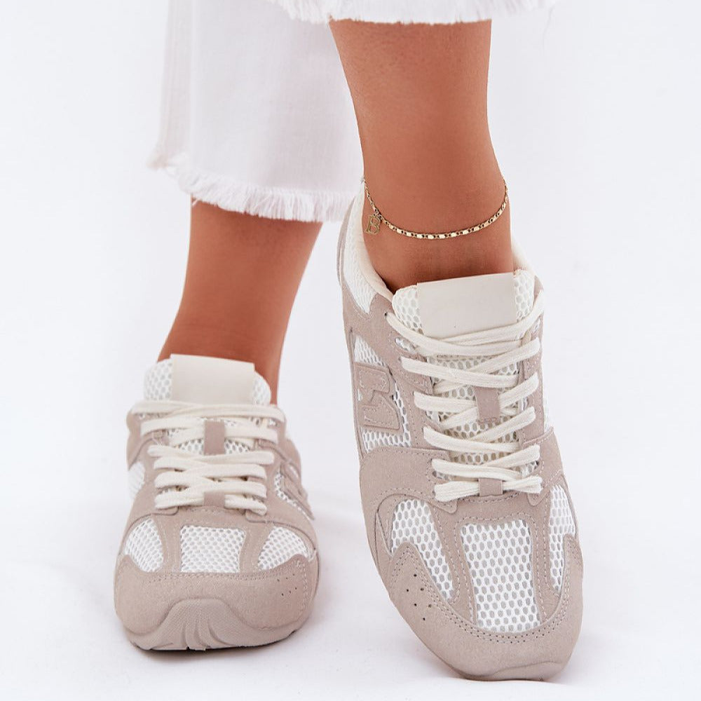Bequueme Sportschuhe  aus Kunstwildleder