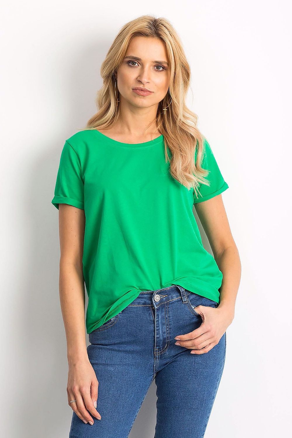 Basic-T-Shirt ist aus hochwertiger Baumwolle