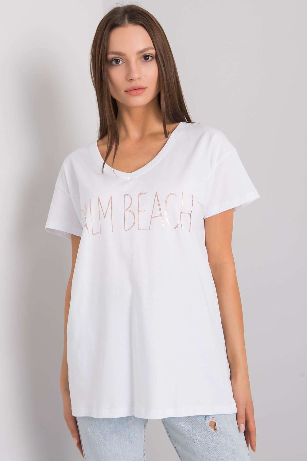 T-shirt  mit V-Ausschnitt ud dekorativen Aufschrift